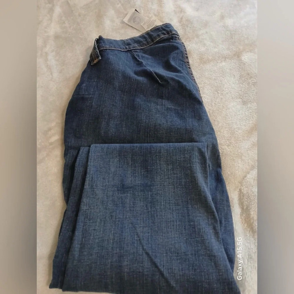 Tommy Hilfiger Blue Flare & Wide Leg Jeans - Picture 15 of 16